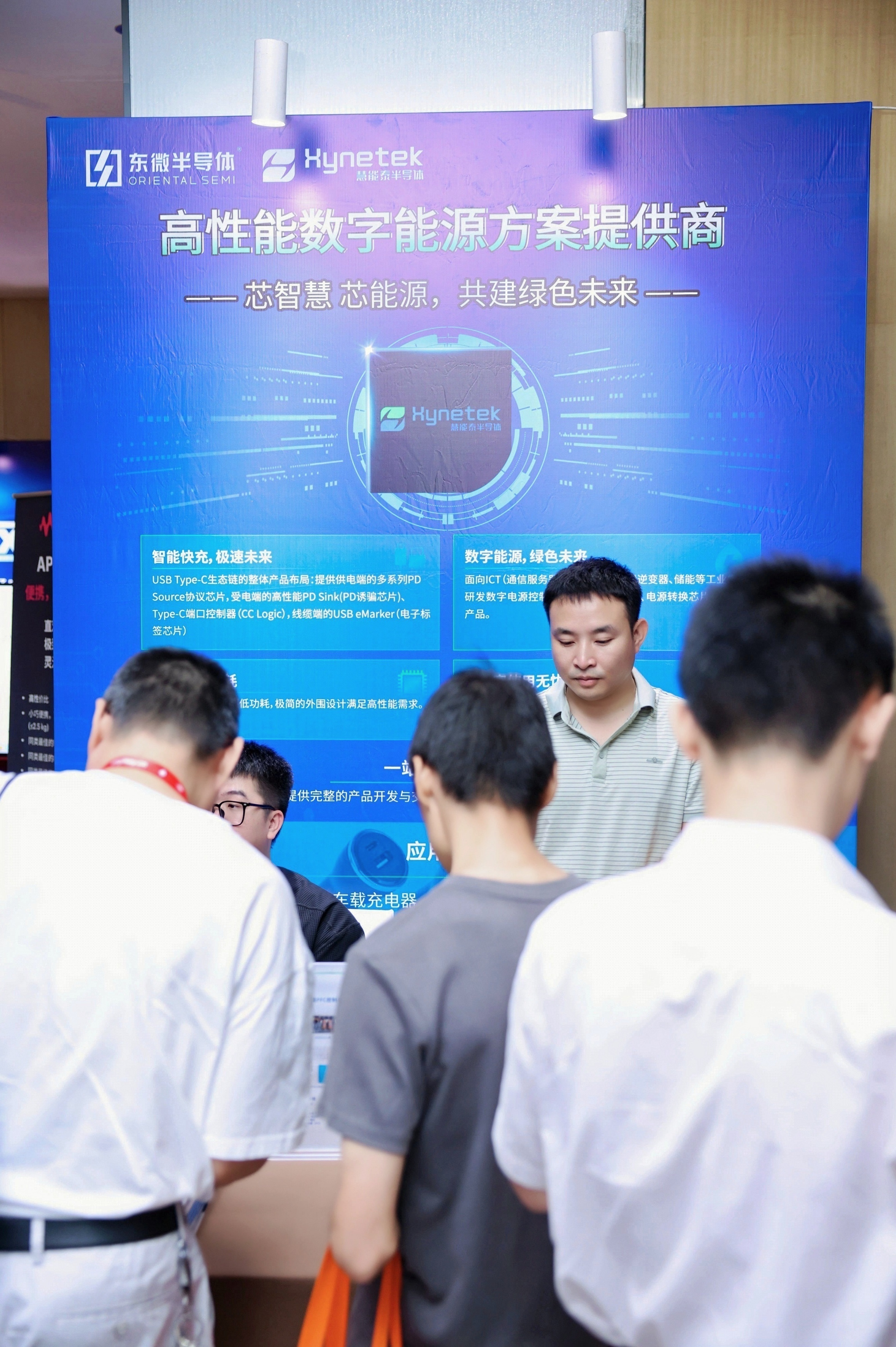 9e570ff22e8d98cae73607f0943bc45e.jpg